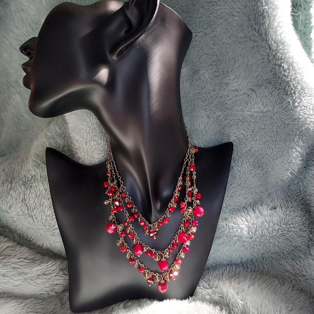 Vintage White House Red & Clear Beaded Necklace on Silver Tone Chain